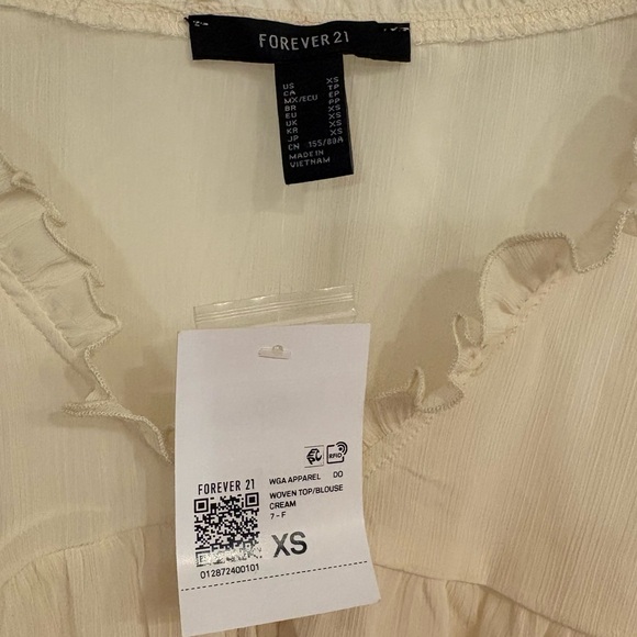 Forever 21 Cream Ruffle Crop Blouse Boho XS NEW - Picture 3 of 6